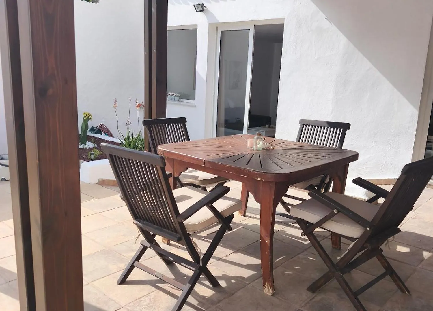 בית נופש הוילה איקוד דה לוס וינוס Casa Teide ספרד